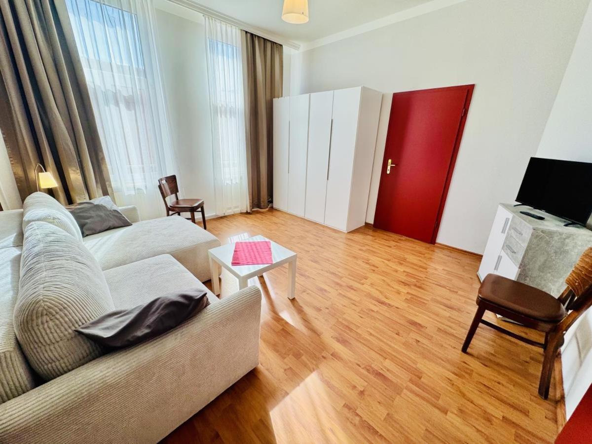 Doppelzimmer Zapfhahn, Direkt Am Alten Strom 로스토크 외부 사진